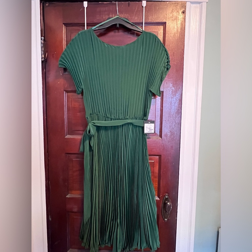 MARINA Dark Green Pleated Midi Dress with Tie Waist